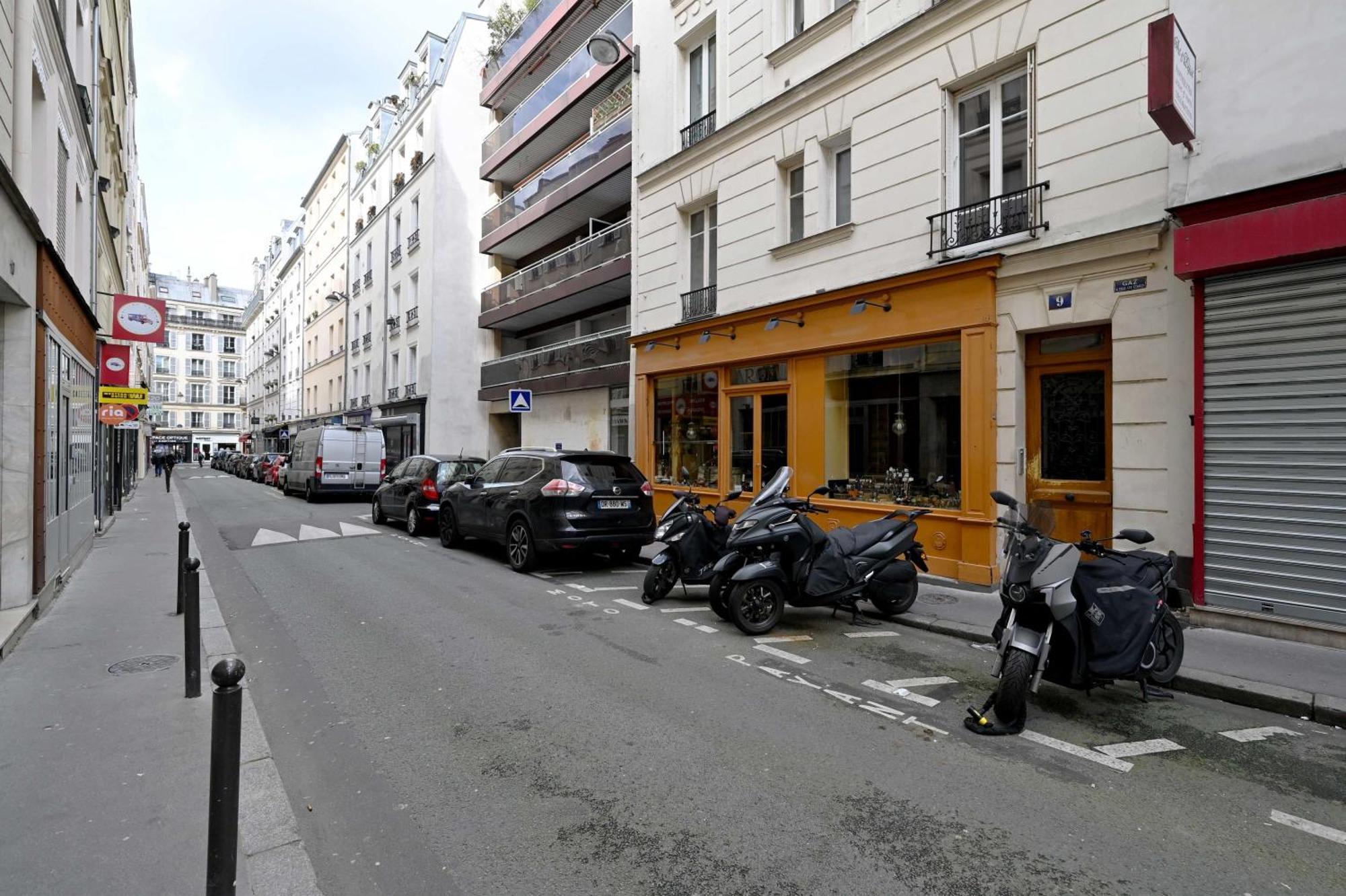 Appartamento Large Modern Studio Close To The Eiffel Tower And Paris Highlights Esterno foto